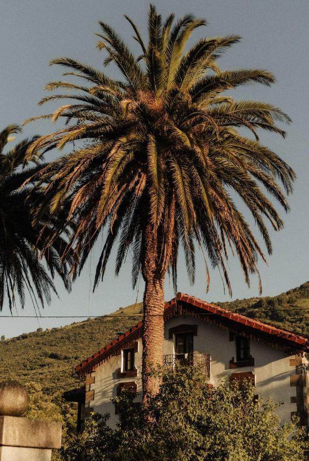 Posada La Casa De Lastras Ogarrio Екстериор снимка